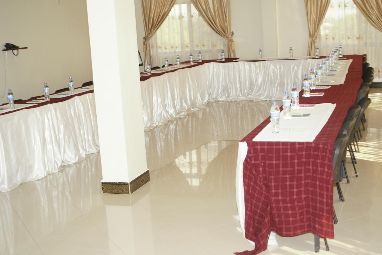 Briston Hotel Arusha Ngoại thất bức ảnh